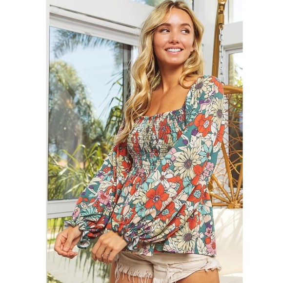 "The Georgia" Mod Floral Puff Sleeve Smocked Peplum Top Small - Picture 2 of 7